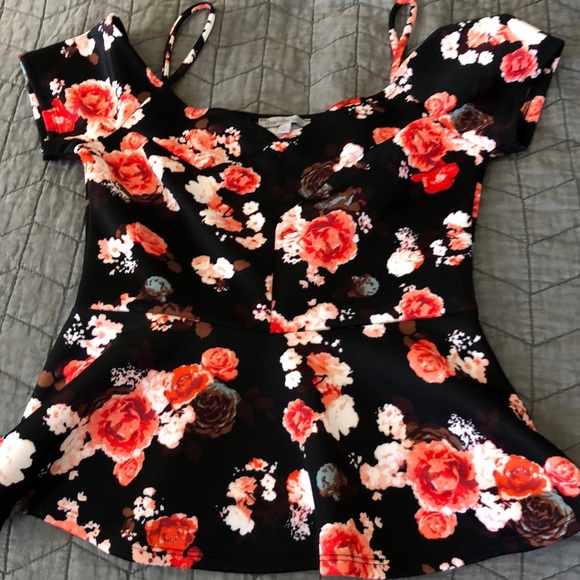 Charlotte Russe Tops - Floral Fashion Peplum Shirt